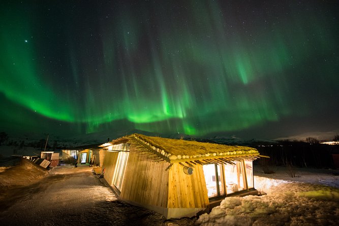 Northern Lights Husky Visit - Meeting at Radisson Blu and getting out to Tromsø Wilderness Centre