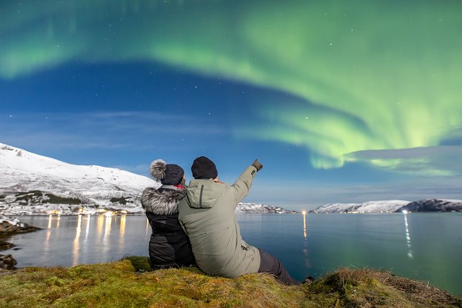 Northern Lights Private tour with your special ones - Greenlander - Aurora photos: what to expect and how to set yourself up