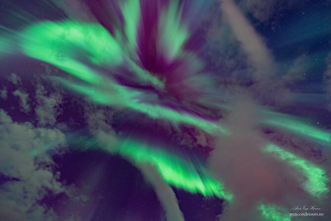 Northern Lights Tour, Photo, Toilet, Meal, Skycam in Mbus - Price and value: what $236.45 buys you in real comfort