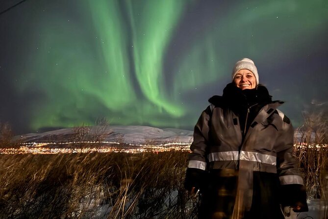 Northern Lights Tour with Hot Food and Drinks in Tromso - The wilderness chase: how the guide turns a forecast into a plan
