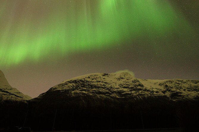 Northern Lights Tour with Local Guide and Photos - When the Aurora Gets Active: What You Might See Beyond Simple Green Lights