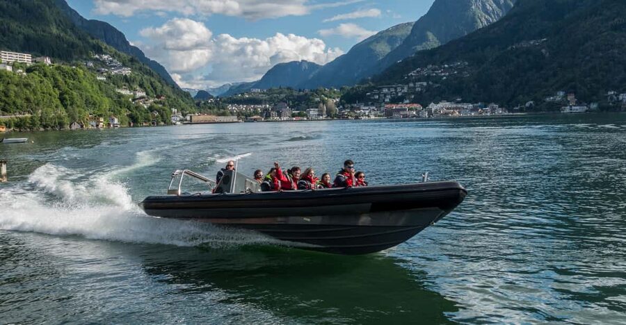 Odda: RIB Boat Tour on the Hardangerfjord - Odda to the Hardangerfjord, on a RIB that keeps the day moving