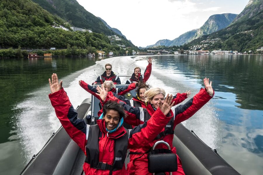 Odda: RIB Boat Tour on the Hardangerfjord - The ride, the wildlife spotting, and the guide’s storytelling