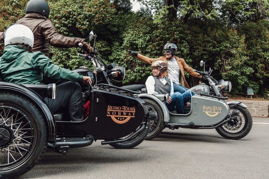 Oslo: 2-Hour Retro Motorcycle Sidecar City Tour - Route basics: from Stortinget to Royal Palace to Holmenkollen