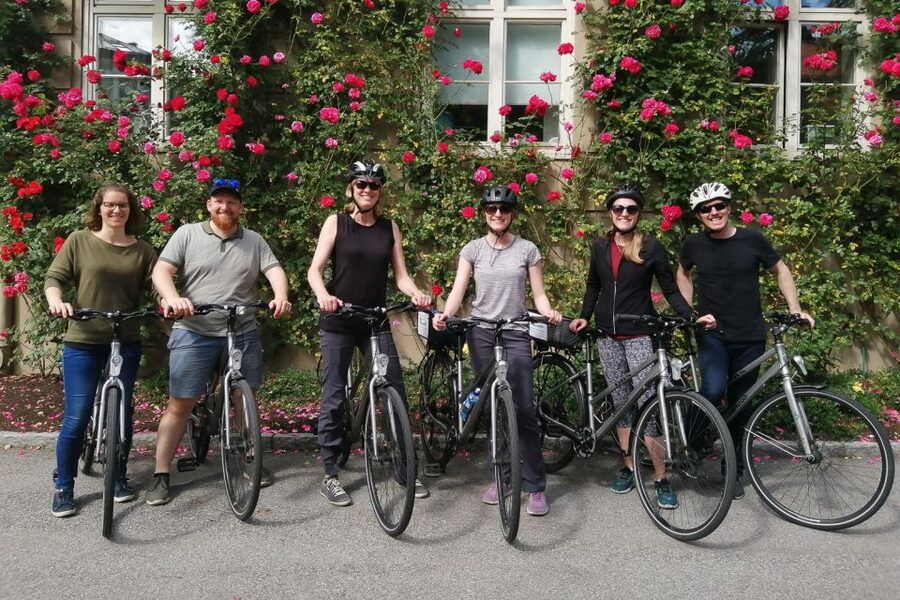 Oslo: 3-Hour Highlights Bike Tour - Meet at Nedre Slottsgate 4J and Get Your Bearings Fast