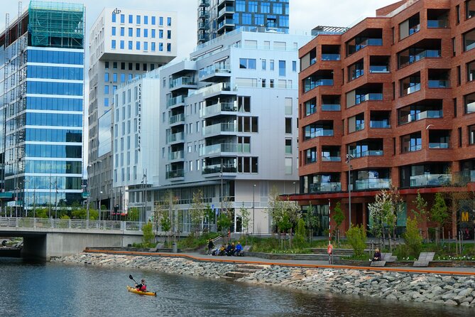 Oslo City Walks: The City of Contrasts - Pace and comfort: what to wear, and how the level walk helps