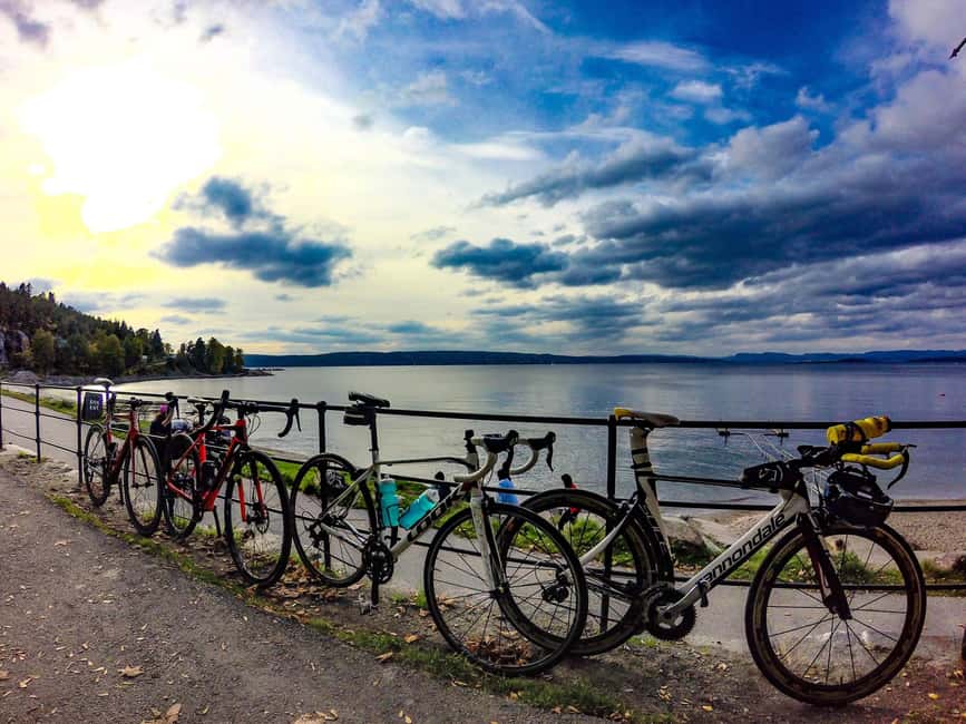 Oslo El-Bike Panorama Tour - Mathallen food hall: a smart local pause even without food included