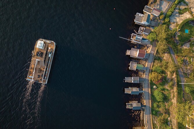 Oslo fjord 3-Course Dinner Cruise with Live Music - Key things that make this cruise feel special