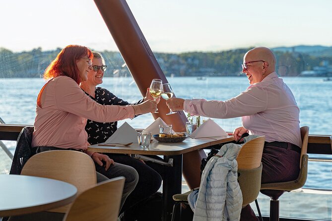 Oslo fjord 3-Course Dinner Cruise with Live Music - Outside deck time plus live music: the vibe you’re really paying for