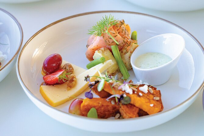 Oslo fjord 3-Course Dinner Cruise with Live Music - Who should book this Oslo fjord dinner cruise, and who might want to pick something else