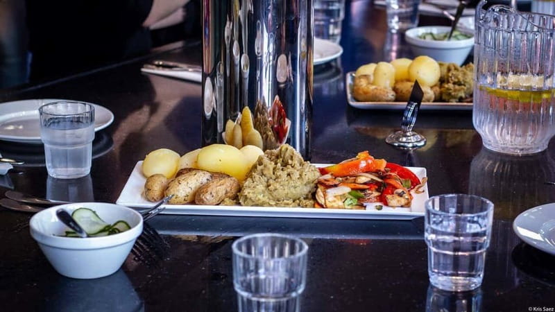 Oslo: Food Tasting and Walking Tour with a Local - Mathallen market bites: what a 30+ stall market feels like