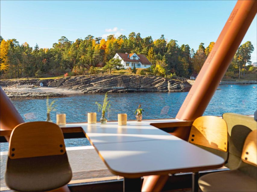 Oslo: Guided Sightseeing Fjord Cruise on Premium Silent Boat - Dyna Lighthouse and the coastline details you can actually spot