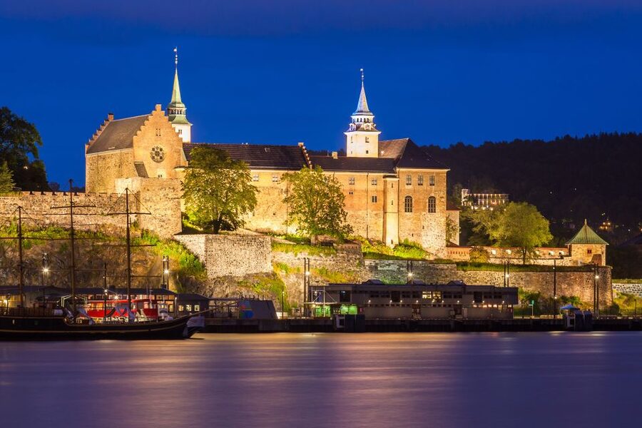 Oslo: Private City Center Highlights Guided Walking Tour - Key highlights