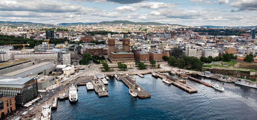 Oslo Self Guided Walking Tour with an APP - Munch Museum area: modern design meets famous names