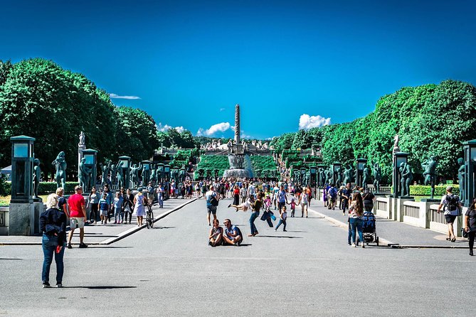 Oslo & Vigeland Park Private Walking Tour - Nationaltheatret: a century of theatre culture on your route