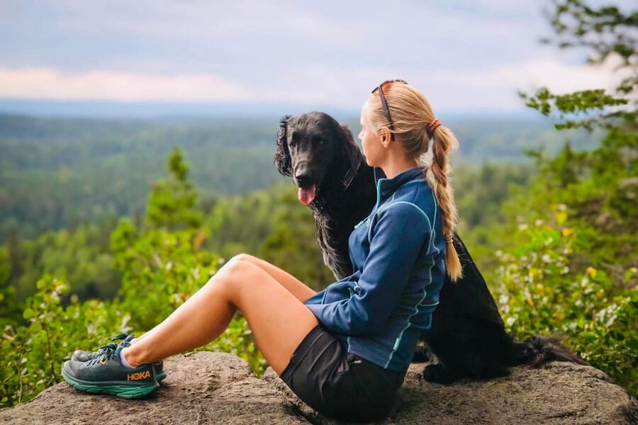 Oslo: Yoga & Hiking with a dog - The 2.5-Hour Hike: Small-Group Trails, Snacks, and a Lake Swim Option