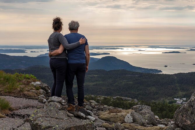 Preikestolen Hidden Trail Hike + Lunch and Canoe Trip - Hiking down: what “about 2.5 hours” really feels like