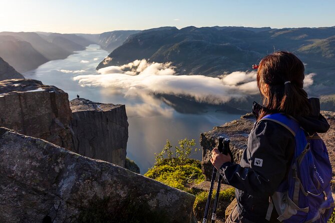 Preikestolen Sunrise Hike And Breakfast Buffet - Reaching the Pulpit Rock: 604 Meters Over Lysefjorden