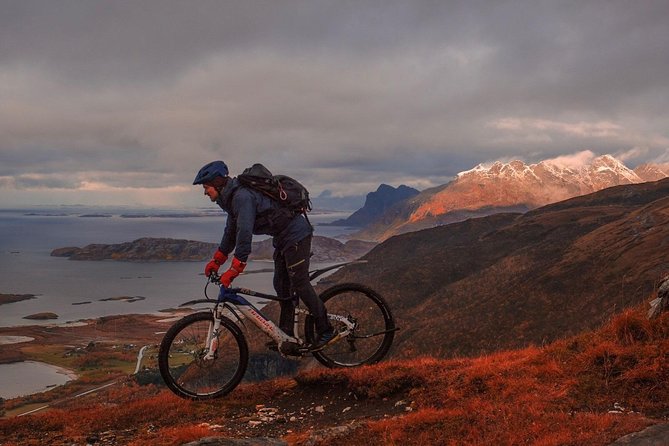 Premium eBike rental - Soløyvatnet trails: steady progress with a scenic rhythm