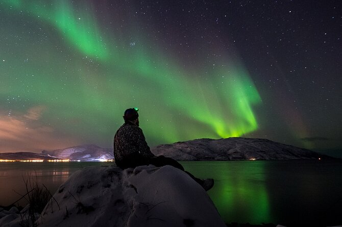 Private & Exclusive Northern Lights Tour with Professional guide - Snacks, hot stew, and staying functional in the cold