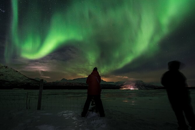 Private & Exclusive Northern Lights Tour with Professional guide - Crampons and tripod options, because ice is real