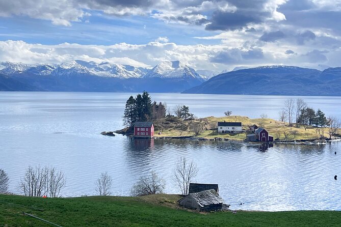 Private Guided Tour of Bergen and the Best of Norwegian Fjords - A private fjord day that starts with an easy Bergen pickup