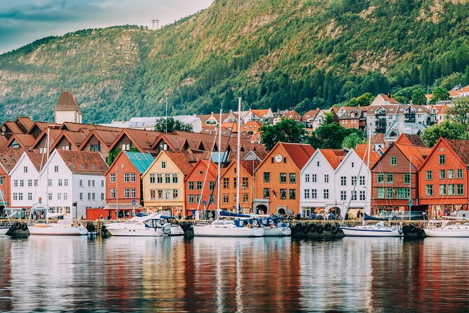 Private Guided Tour of Bergen and the Best of Norwegian Fjords - Øystese lunch by Hardangerfjord, plus a walk by the water