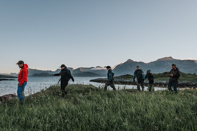 Private Kayak & Hike To Bunes Beach - Moskenesøy Hike: Gentle Start, Easy Terrain, Big Beach Payoff