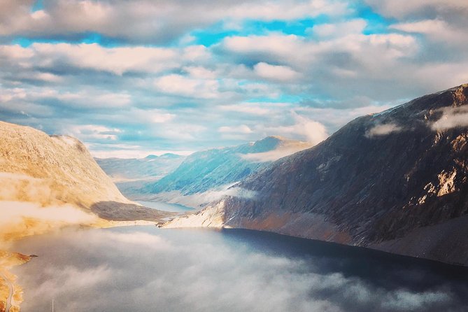 Private shore excursions Troll road in 5-7 groups - Why Trollstigen is a smart choice from Ålesund