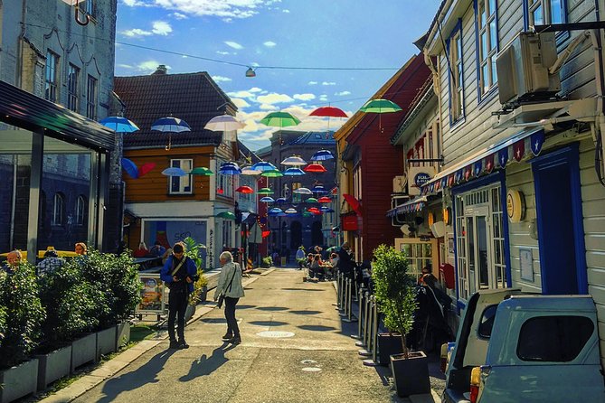 PRIVATE TOUR: Bergen city sightseeing, 4 hours - What “private” feels like in Bergen, especially with up to 7 people