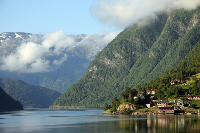 Private tour - Hardangerfjord, Voss Gondola & 4 Great Waterfalls - Quick hit: what stands out most