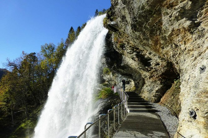 Private tour - Hardangerfjord, Voss Gondola & 4 Great Waterfalls - What to expect minute-by-minute on the day