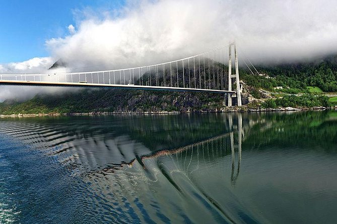 Private tour - Hardangerfjord, Voss Gondola & 4 Great Waterfalls - Who this private tour fits best