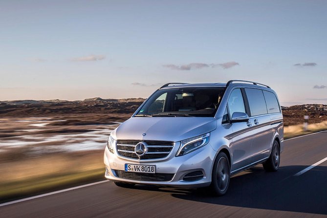 Private Transfer From Bergen Hotel to Bergen Airport - Hotel pickup in Bergen, name sign and timing that actually affects you