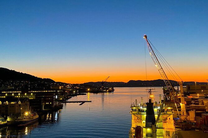 Private Walking Tour- Bergen Classics - Starting at the Fish Market, where Bergen tastes like Bergen