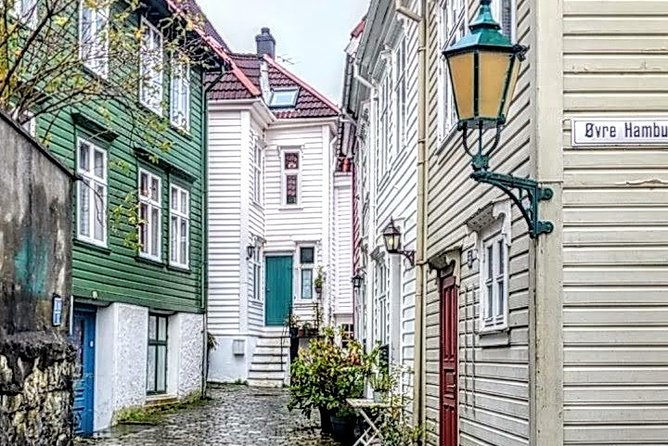 Private Walking Tour of Bergen - Festplassen and Ulriken: start where Bergen’s story becomes visible