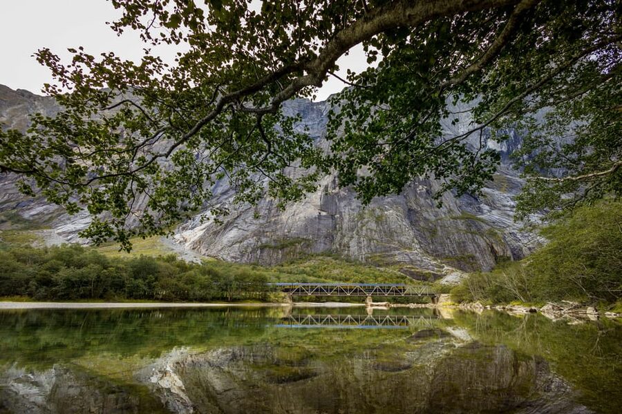 Romsdalen: Rauma Railway Golden Train with Guide - The First Hour on Rails: Settling In, Then Spotting the Icons