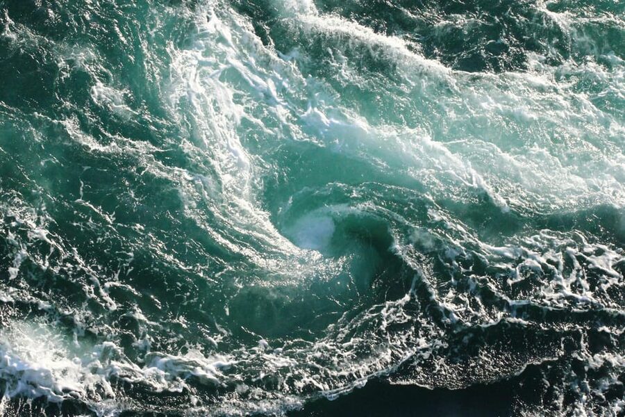 Saltstraumen: Arctic Adventure and Scenic Journey - Photography angles: getting more than one swirl shot