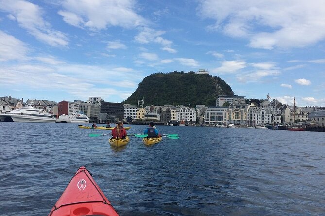 Sea Kayaking In Ålesund - Timing in Ålesund: why evening and sunset options are worth it