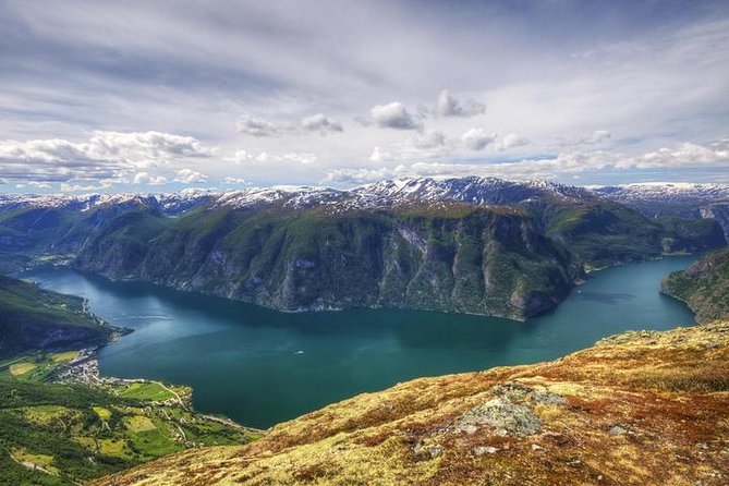 Self-Guided Bergen to Oslo Daytrip With Flamsbana & Fjordcruise - Bergen Station to Voss on the Bergen Railway