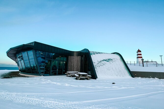 Shore Excursions Ålesund: Highlights Ålesund & Islands - Comfort, group size, and why the small-vehicle format can help
