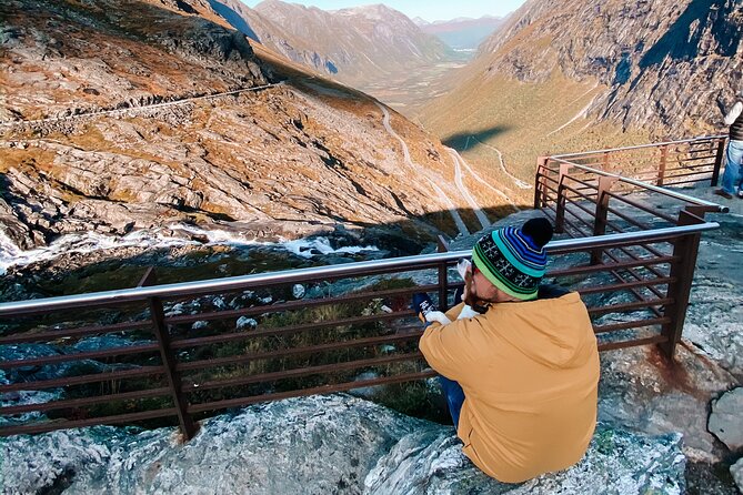 Sightseeing Tour in Trollstigen - Land of Trolls - Trollveggen Besoksenter (Troll Wall): the quick face-to-face moment