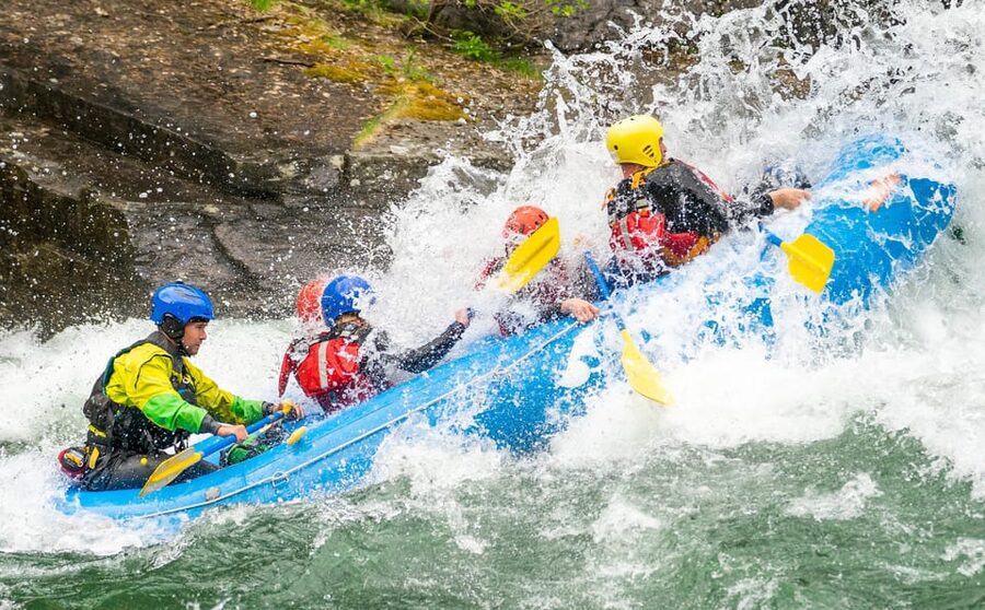 Sjoa River: The Famous White Water Rafting Daytrip - How the Route Feels From Calm Water to Tight Gorges