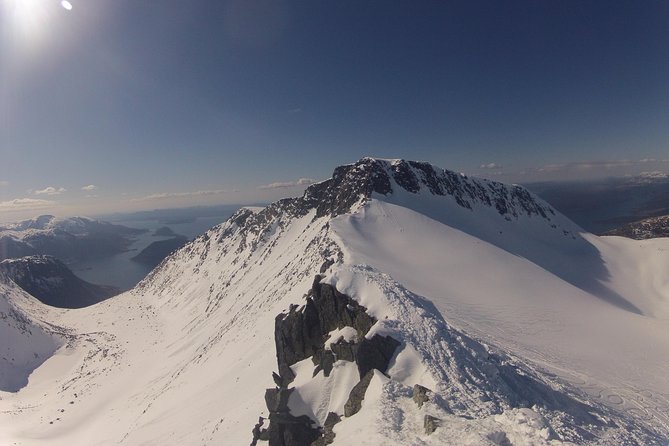 Ski Touring with Norway Mountain Guides. - The guides make the difference: safety first, teaching second