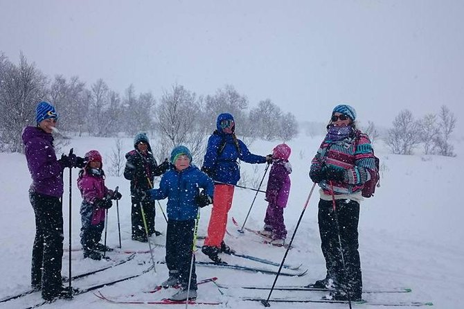 Slegding and tram-tour - Who should book this sledding and tram tour?