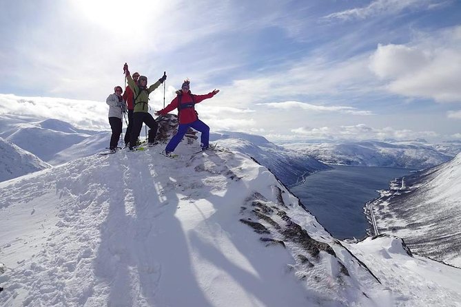 Snowshoe Hill Hike in Tromsø - The 9:30 Start, Small Group Size, and Easy Round-Trip Transport