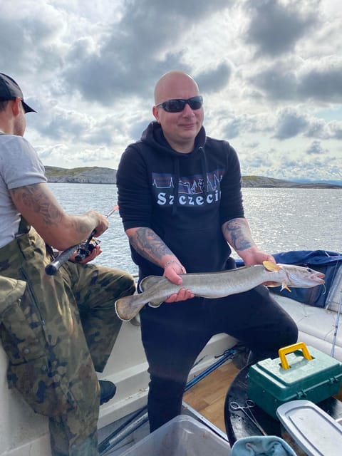 Stavanger: 5-Hour Fishing Trip with Equipment and Guide - Gear, fishing sets, and the budget reality check