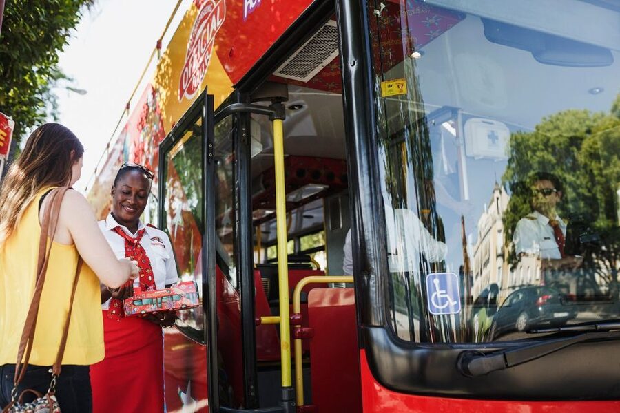 Stavanger: City Sightseeing Hop-On Hop-Off Bus Tour - Ledaal Royal Residence: A Top-Deck Photo Stop You Can Time