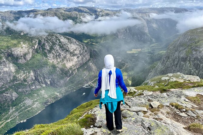 Stavanger Kjerag Hike with Guide and Transportation - Kjerag day highlights for people who want real mountains