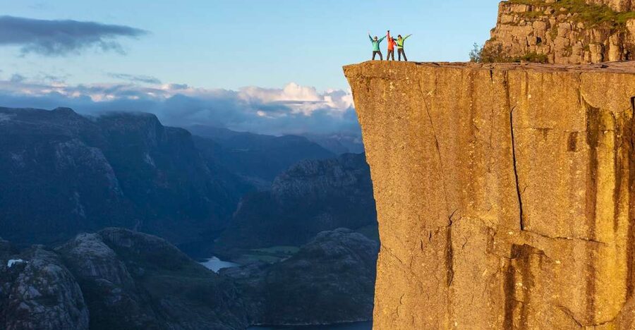 Stavanger: Preikestolen Sunrise Hike with Breakfast Buffet - Should you book this Preikestolen Sunrise Hike?